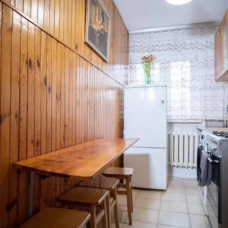 Na Przy Wielunska Homestay Warsaw